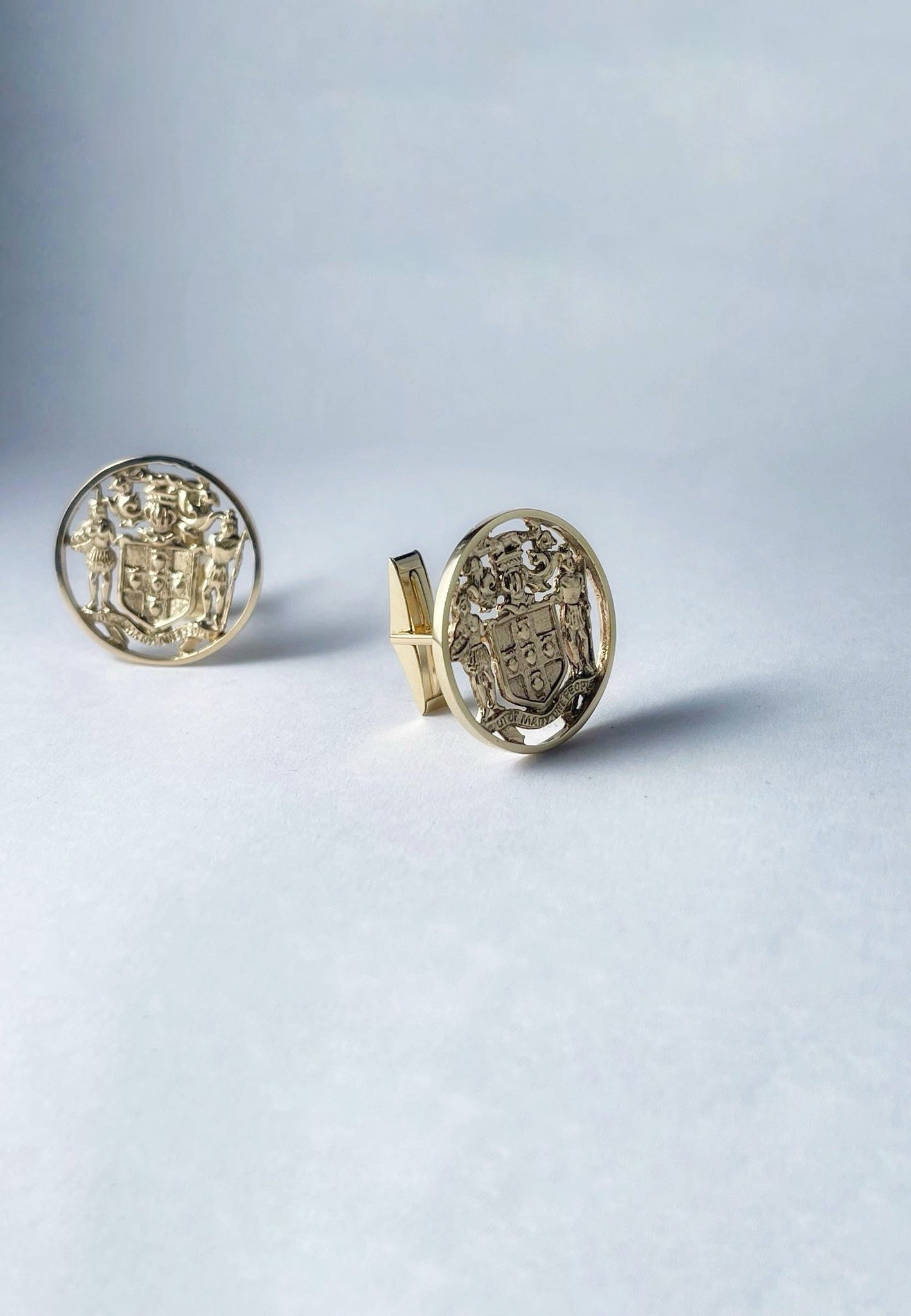 THE JAMAICAN COAT OF ARMS CUFFLINKS